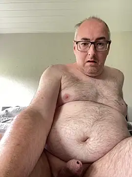 Snapshot of Ronaldo50_DK chatting on 10-10-25, 10:05 Ronaldo50 DK online show from 10-10-25, 10:05