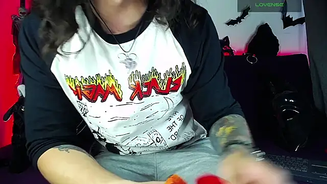 blckwolf 6 online show from 11-20-25, 06:52