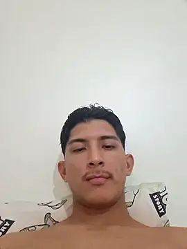 Snapshot of Guti_hazz chatting on 03-30-26, 12:06 Guti hazz online show from 03-30-26, 12:06