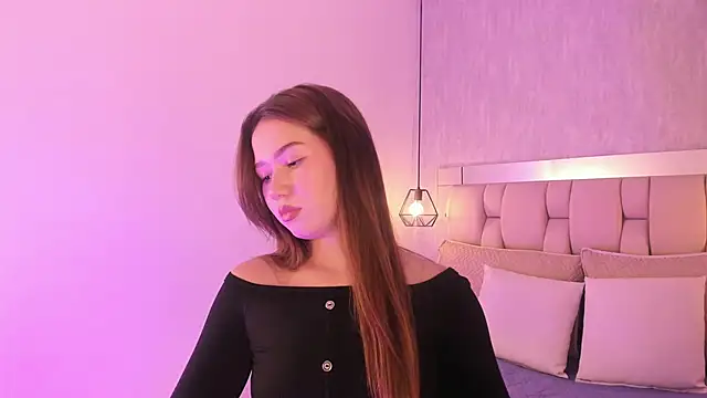 Roxie-Summers11 online show from 03-15-25, 07:48