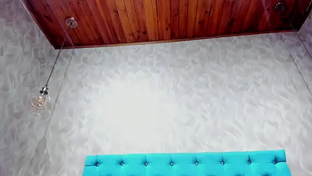 MadelineDoll online show from 11-16-25, 04:12