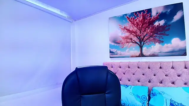 Emma monserrat online show from 01-13-26, 08:35