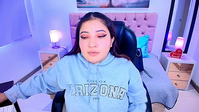 Emma monserrat online show from 11-29-25, 07:47