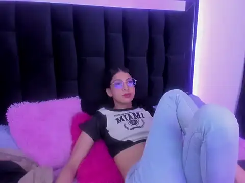 Im saturno online show from 09-27-25, 05:08