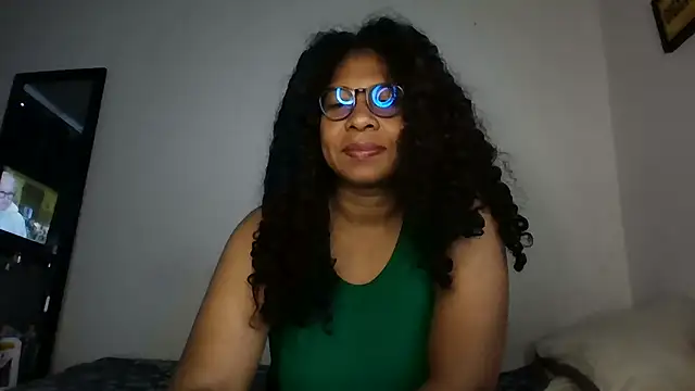 Ivon-09 online show from 11-30-25, 11:22