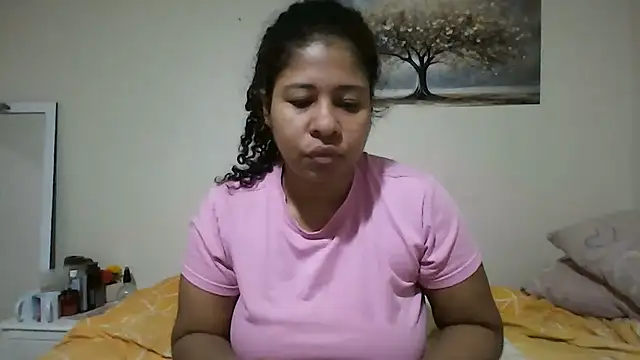 Ivon-09 online show from 06-18-26, 12:10