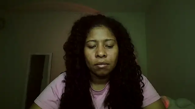 Snapshot of Ivon-09 chatting on 05-09-26, 01:09 Ivon-09 online show from 05-09-26, 01:09