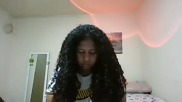 Snapshot of Ivon-09 chatting on 05-21-26, 11:51 Ivon-09 online show from 05-21-26, 11:51