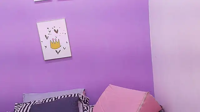 Snapshot of veronica_sinner_ chatting on 03-12-25, 11:54 veronica sinner online show from 03-12-25, 11:54