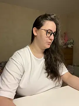 hungry1bunny online show from 09-21-25, 06:13