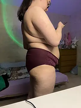 hungry1bunny online show from 03-13-25, 10:10