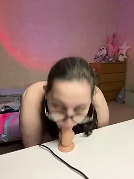 hungry1bunny online show from 03-16-25, 08:32