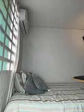 Snapshot of Anny__777 chatting on 02-01-26, 02:04 Anny 777 online show from 02-01-26, 02:04