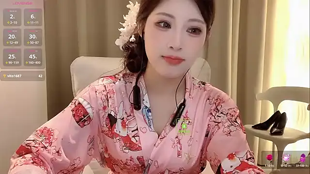 zhuzhu-520- online show from 10-06-25, 04:30