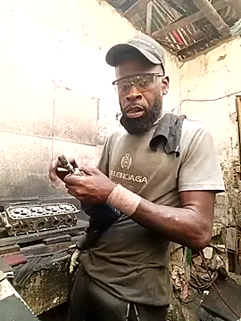 Yairelnegro online show from 11-22-25, 07:46