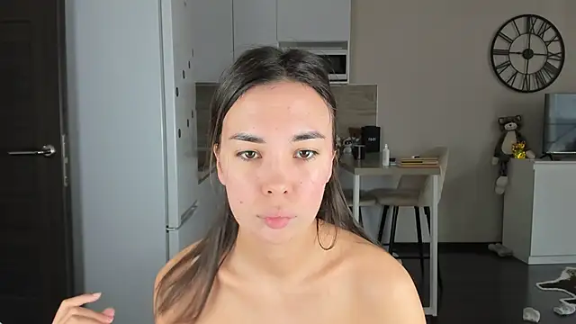 nilliluv online show from 04-04-26, 12:01