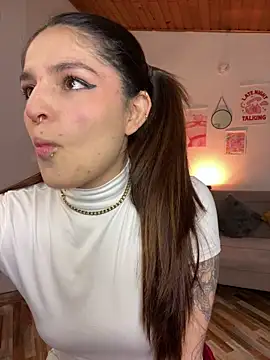 Mariangeel online show from 12-14-24, 07:03