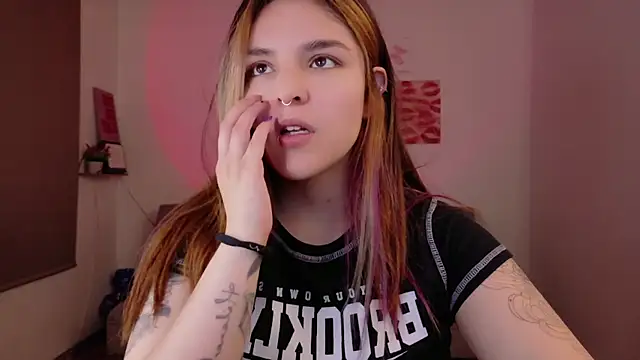 Mariangeel online show from 10-27-25, 11:05