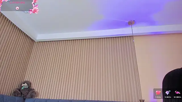 kathecute   online show from 09-25-25, 01:33