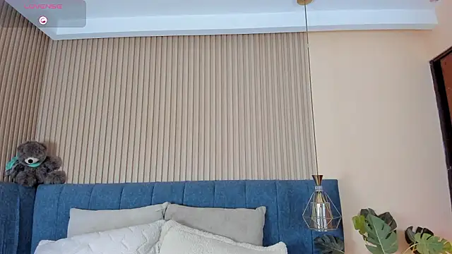 kathecute   online show from 03-27-26, 01:58