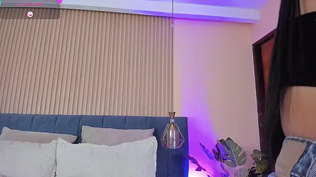 kathecute   online show from 09-10-25, 01:48