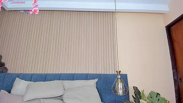 kathecute   online show from 02-19-26, 01:46