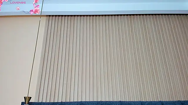 kathecute   online show from 10-28-25, 01:39