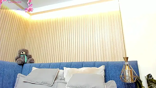 kathecute   online show from 06-02-26, 01:38