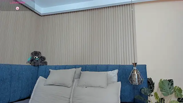 kathecute   online show from 03-19-26, 01:38