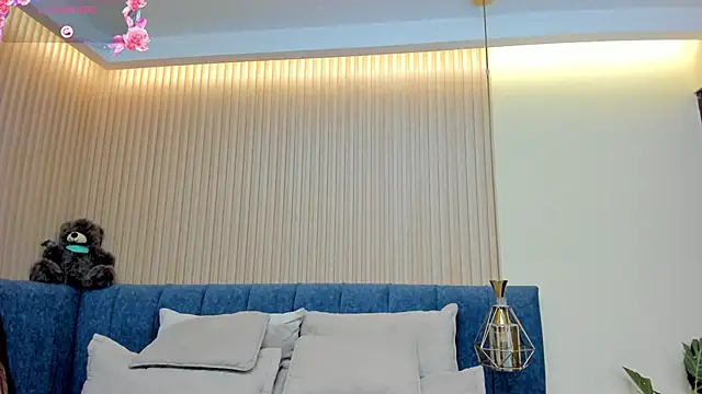 kathecute   online show from 04-17-26, 01:41