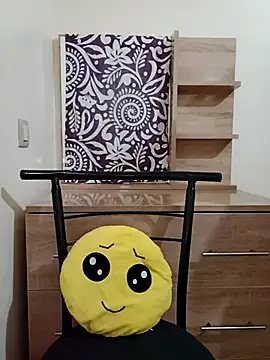 Snapshot of Arabic-Rose chatting on 10-28-25, 11:09 Arabic-Rose online show from 10-28-25, 11:09