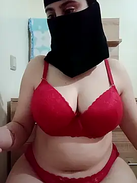 Snapshot of Arabic-Rose chatting on 02-25-25, 05:19 Arabic-Rose online show from 02-25-25, 05:19