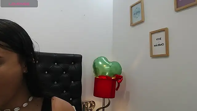  Jade 111 online show from 02-20-25, 07:41