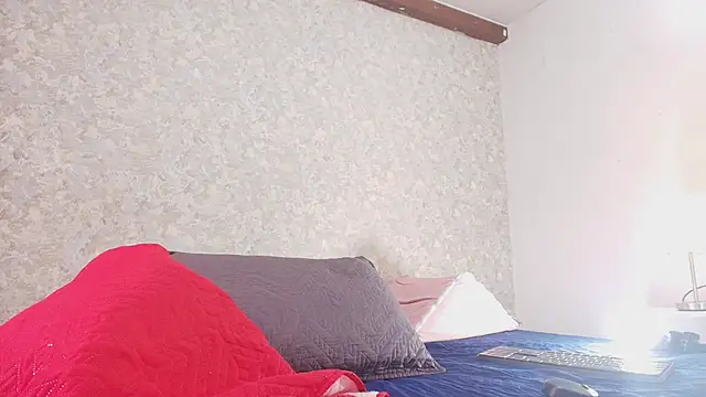 nicol f online show from 09-08-25, 07:24