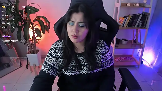 Snapshot of GretaX-X chatting on 02-11-26, 12:54 GretaX-X online show from 02-11-26, 12:54