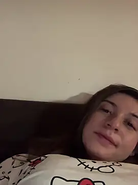 Snapshot of vienncica chatting on 02-28-25, 03:48 vienncica online show from 02-28-25, 03:48