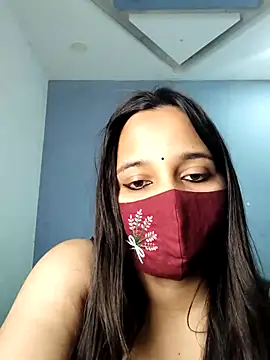 Snapshot of Varnika_aarora chatting on 02-18-25, 05:31 Varnika aarora online show from 02-18-25, 05:31