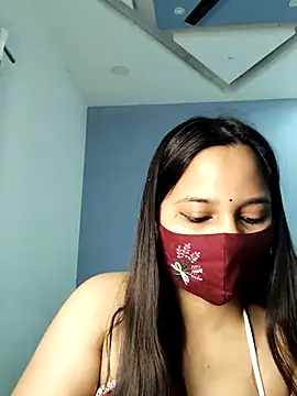 Snapshot of Varnika_aarora chatting on 02-26-25, 04:41 Varnika aarora online show from 02-26-25, 04:41