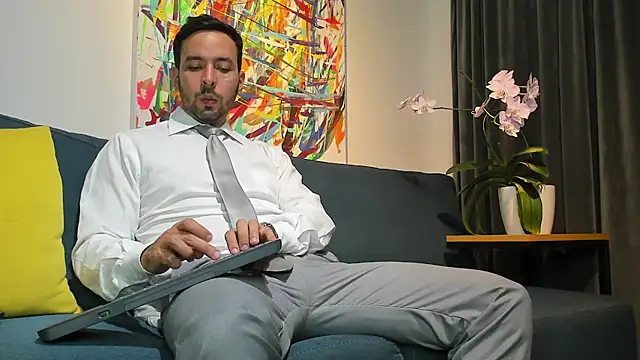 Snapshot of tommy_raym0ndg chatting on 02-20-25, 12:19 tommy raym0ndg online show from 02-20-25, 12:19