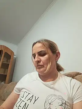 Malichkaanna30 online show from 12-16-25, 05:39