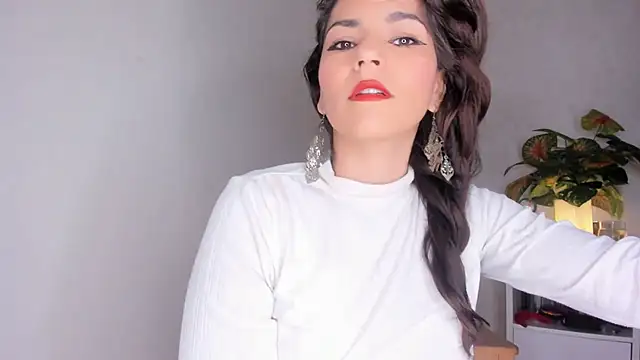 Snapshot of Chanel_shaw chatting on 09-21-25, 07:19 Chanel shaw online show from 09-21-25, 07:19