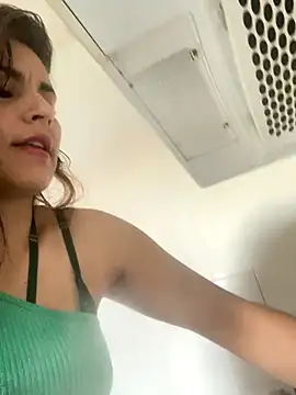 Snapshot of Chanel_shaw chatting on 10-18-25, 03:14 Chanel shaw online show from 10-18-25, 03:14