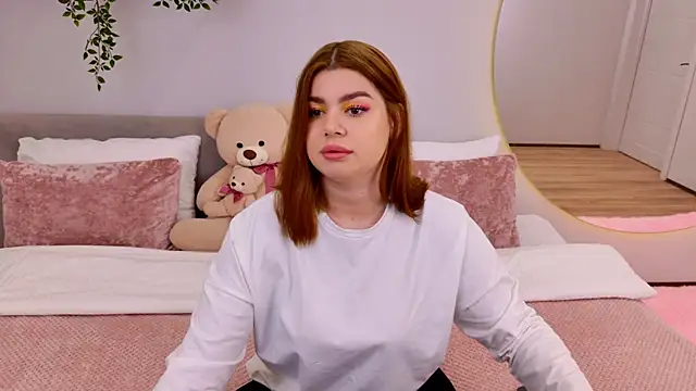 MelanieCarterr online show from 10-20-25, 04:07