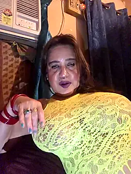 Hot Queen77 online show from 05-04-26, 06:55