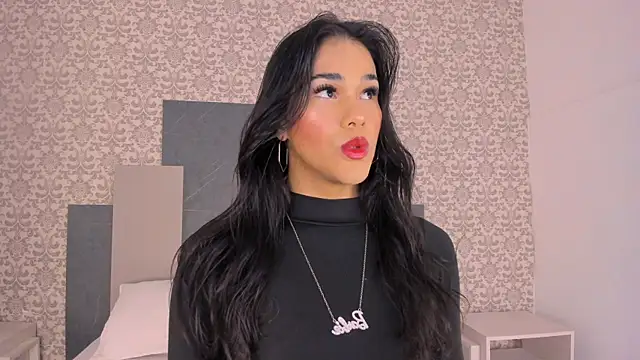 Snapshot of Isa_Little_Star chatting on 09-26-25, 12:34 Isa Little Star online show from 09-26-25, 12:34