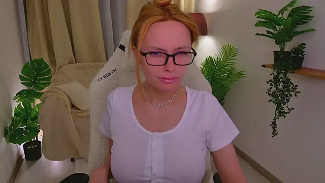 Love Call online show from 05-06-26, 02:37