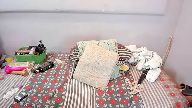 latinasexymoon online show from 02-25-25, 08:42