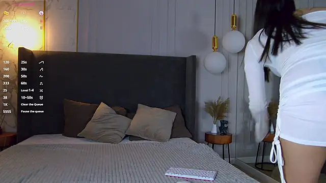 Snapshot of RizeShiro chatting on 12-01-25, 05:41 RizeShiro online show from 12-01-25, 05:41