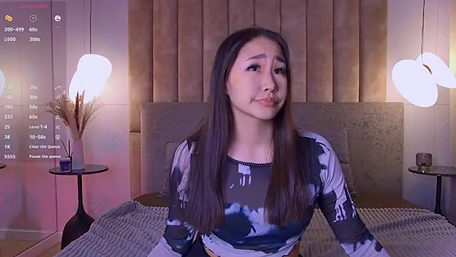 Snapshot of RizeShiro chatting on 10-24-25, 05:28 RizeShiro online show from 10-24-25, 05:28