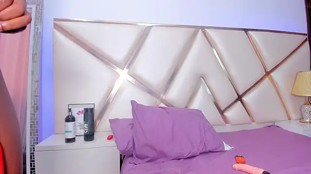 ebonymore06 online show from 12-05-24, 07:11